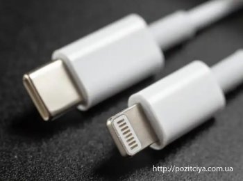 Apple    iPhone  USB-C