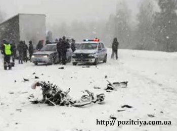 В ужасном ДТП на Харьковщине погибли 6 человек В ужасном ДТП на Харьковщине погибли 6 человек
