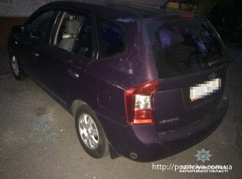 В Запорожье задержан автовор, который похитил ценные вещи разбив окно KIA