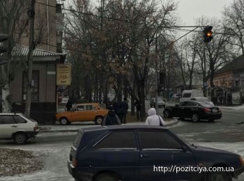 ��� � ���������: ���-2106 ���������� Infiniti � �������� � ����� ����