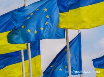 Bloomberg: Країни ЄС готові надати Україні статус кандидата в союз