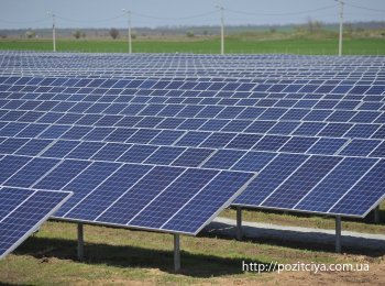 Військові РФ вкрали сонячну електростанцію у Запорізькій області