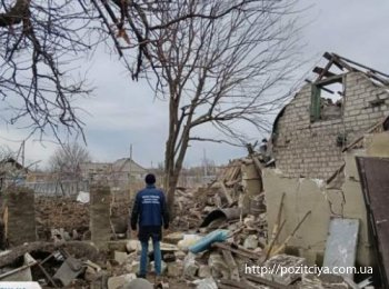 Внаслідок нічної ракетної атаки на Донецьку область постраждали жінка та двоє її онуків
