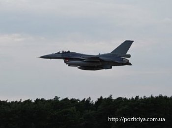 '   F-16  